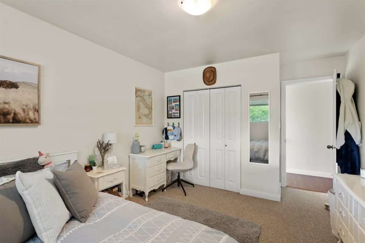 Primary Bedroom Photo of 3423 Edinburgh Street, Port Coquitlam, BC