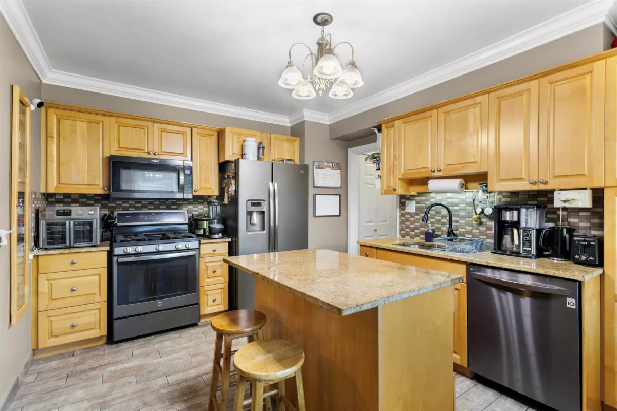 Bedroom 3 Photo of 1419 Austin Avenue, Coquitlam, BC