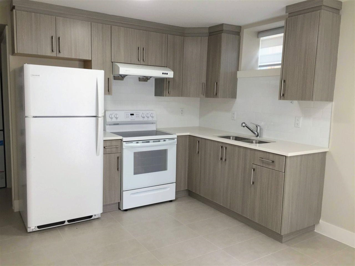 Hallway Photo of 2 2786 E 46th Avenue, Vancouver, BC