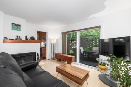 158 E 17th Avenue, Vancouver, BC, Vancouver — Townhouse for sale