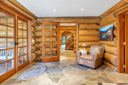 Laundry Room Photo of 4969 Horstman Lane, Whistler, BC