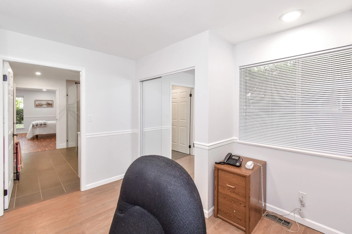 Hallway Photo of 20485 93a Avenue, Langley, BC
