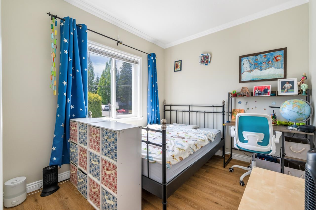 Walk-In Closet Photo of 4526 Inman Avenue, Burnaby, BC