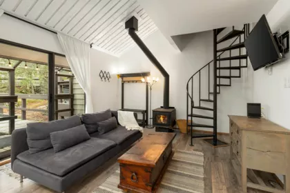 24 2020 Watson Way, Whistler, BC, Whistler — 1 bed townhouse for sale