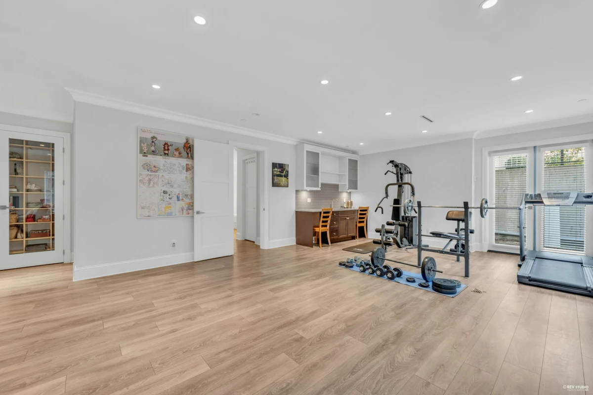 Hot Tub / Spa Photo of 7458 Maple Street, Vancouver, BC