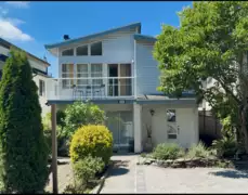 1717 Tatlow Avenue, North Vancouver, BC