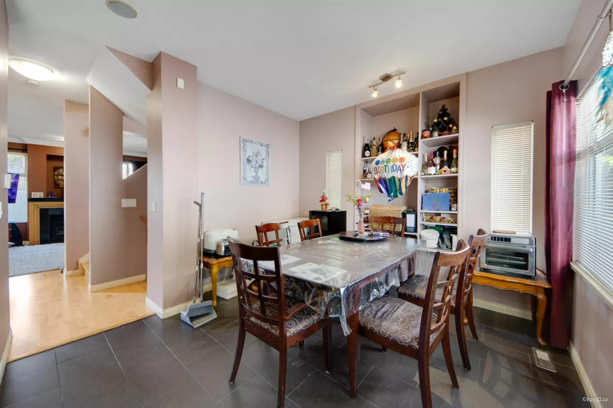 Dining Area Photo of 55 7488 Mulberry Place, Burnaby, BC