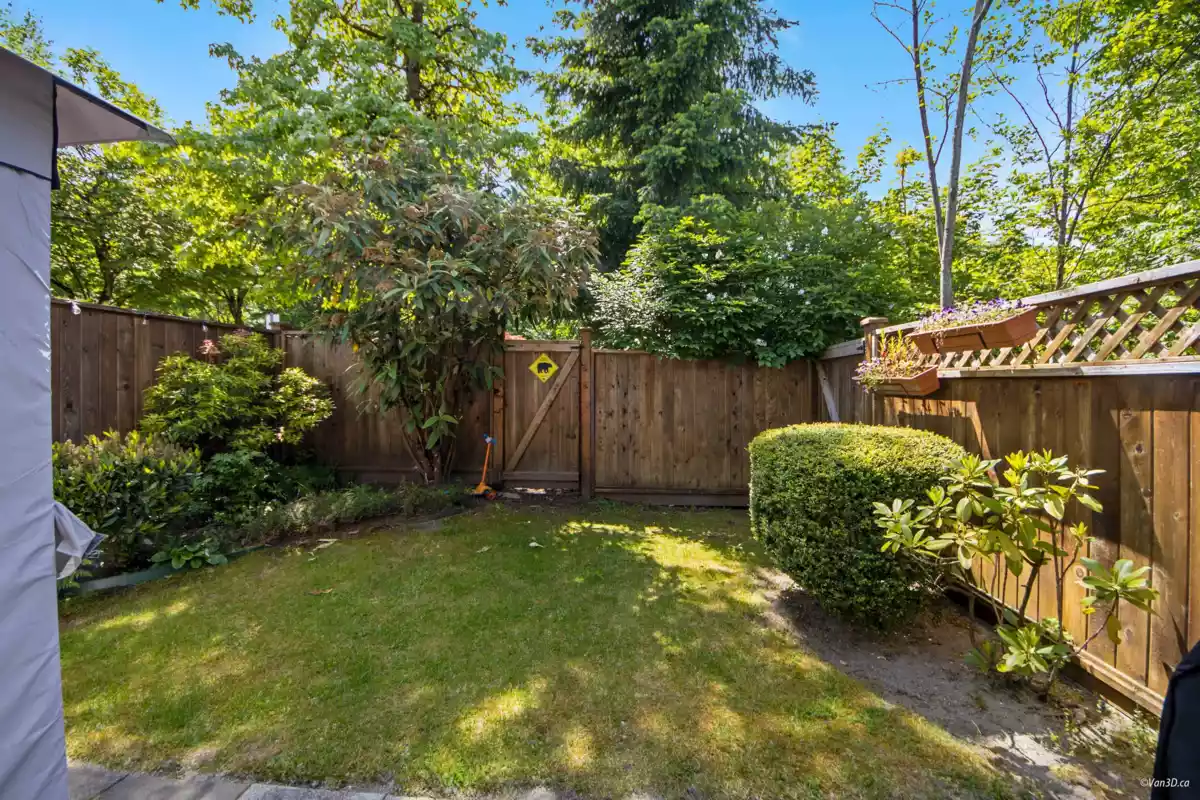 Mudroom Photo of 55 7488 Mulberry Place, Burnaby, BC