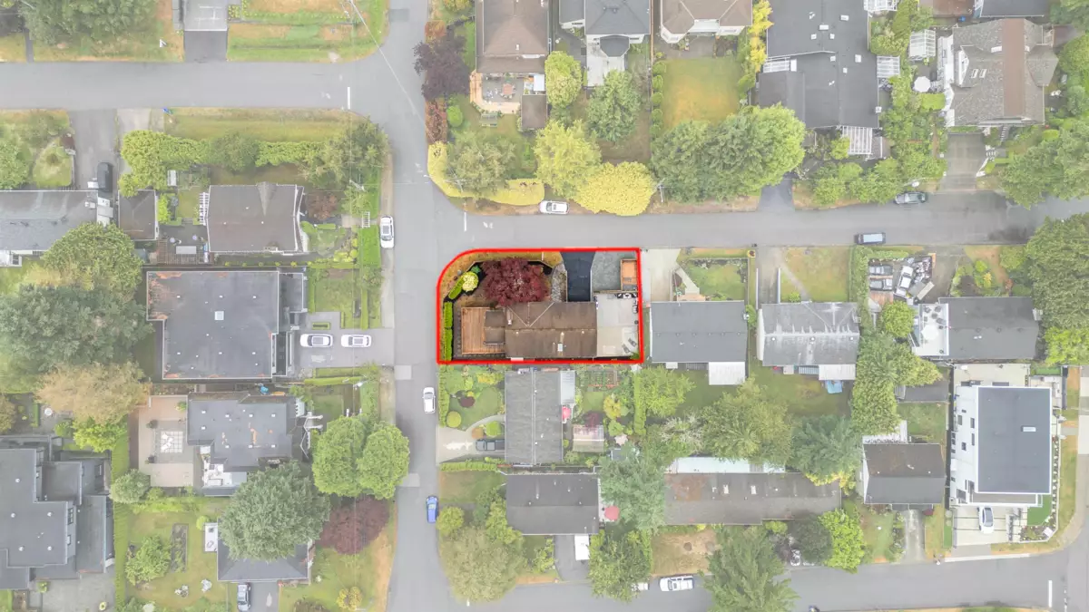 Garage Interior Photo of 13950 Blackburn Avenue, White Rock, BC