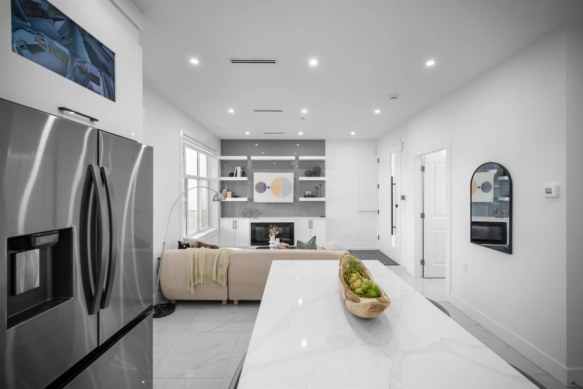 Family Room Photo of 2074 E 50th Avenue, Vancouver, BC