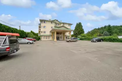 301 46777 Yale Road, Chilliwack, BC, Chilliwack Proper East — 2 bed apartment/condo for sale