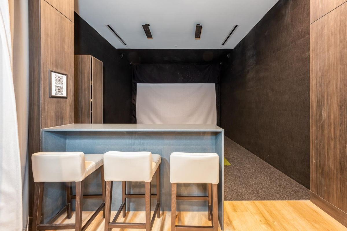 Basement Recreation Room Photo of 2301 4168 Lougheed Highway, Burnaby, BC