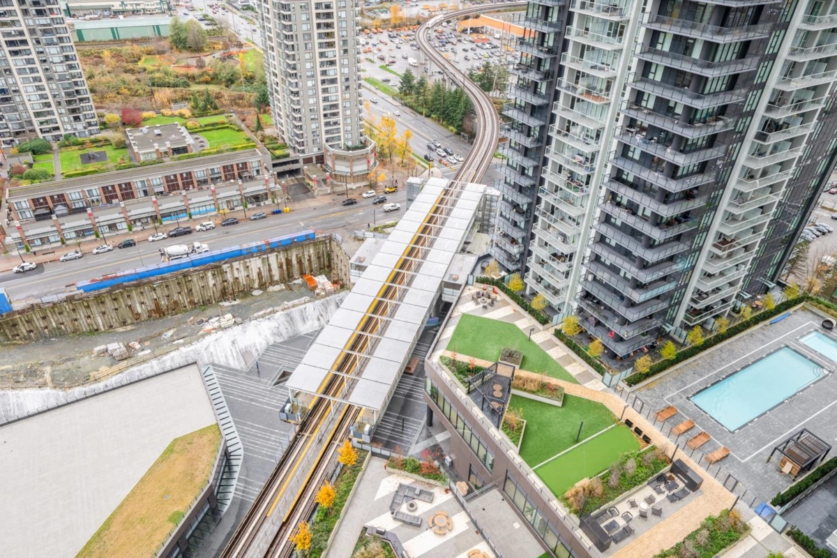 Guest Bathroom Photo of 2301 4168 Lougheed Highway, Burnaby, BC