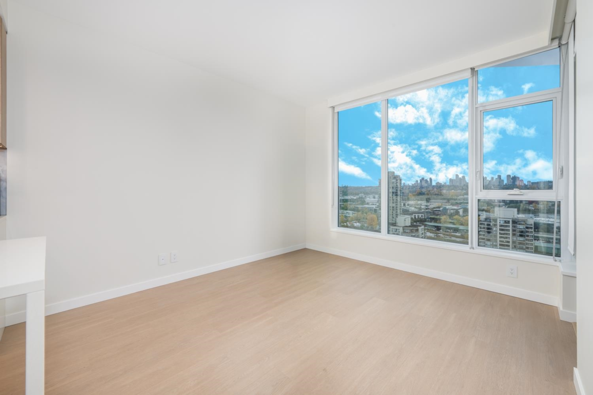 Kitchen Island Photo of 2301 4168 Lougheed Highway, Burnaby, BC