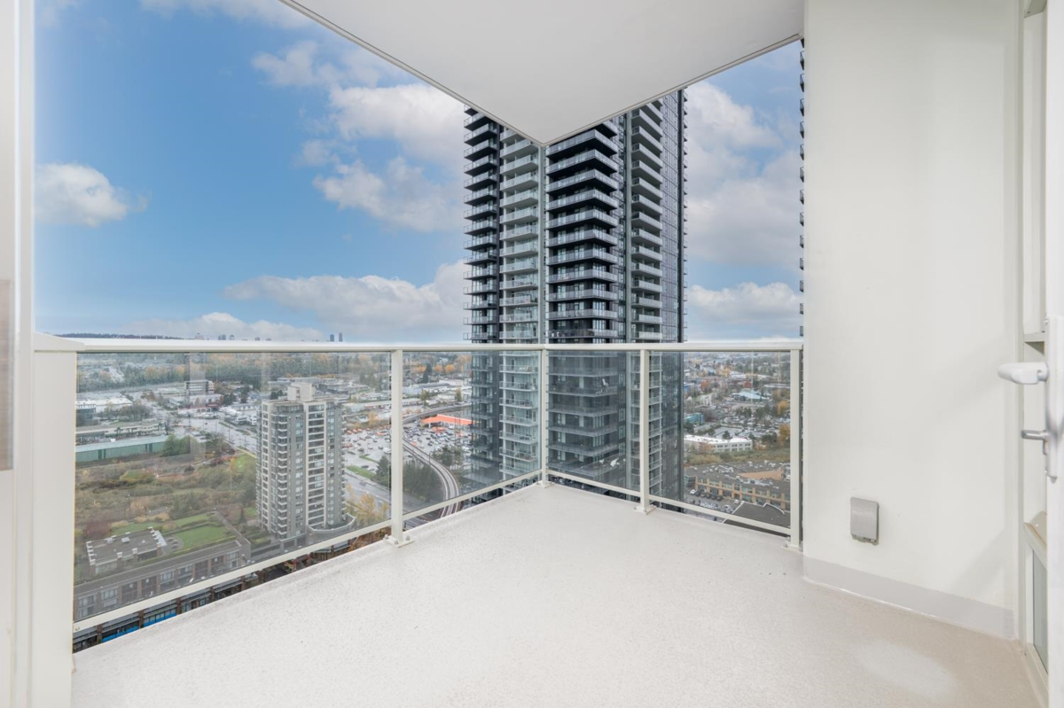 Primary Bathroom Photo of 2301 4168 Lougheed Highway, Burnaby, BC