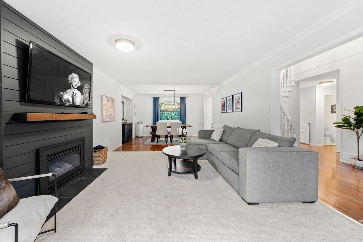 Kitchen Photo of 15560 Vista Drive, White Rock, BC