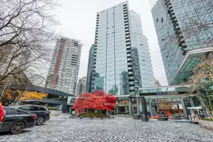 1705 1050 Burrard Street, Vancouver, BC, Vancouver — Apartment/Condo for sale