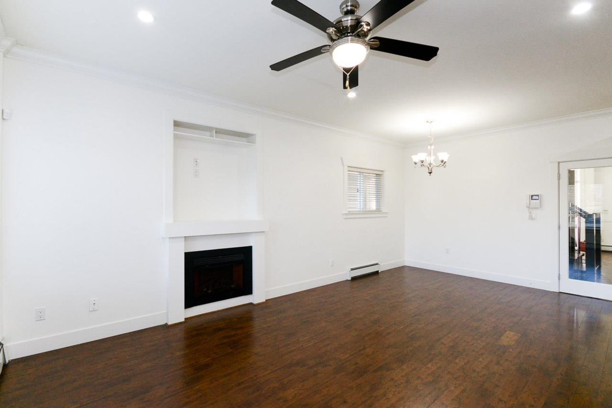 Breakfast Nook Photo of 13111 108 Avenue, Surrey, BC