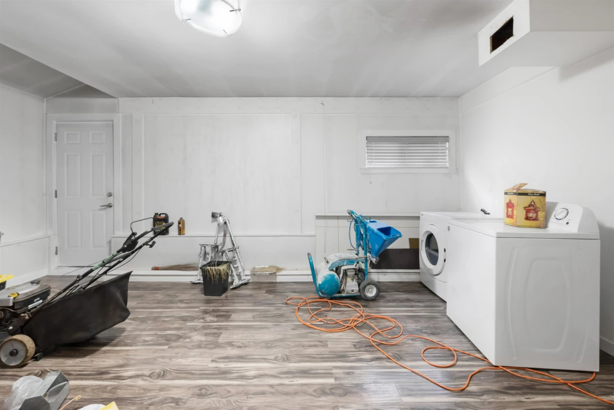 Laundry Room Photo of 11132 Patricia Drive, Delta, BC