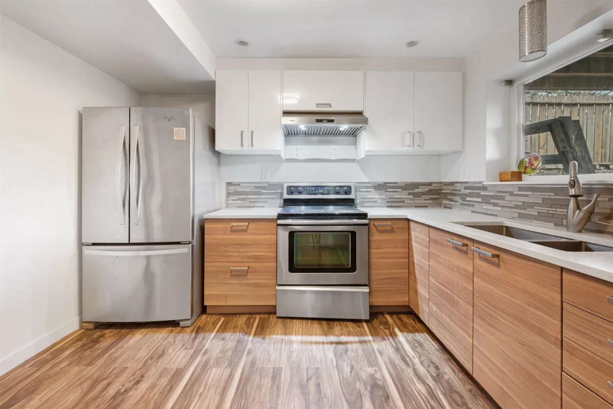 Mudroom Photo of 11132 Patricia Drive, Delta, BC