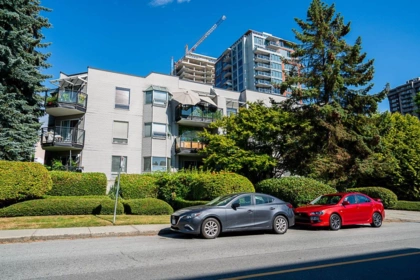 208 1550 Chesterfield Avenue, North Vancouver, BC, North Vancouver — Apartment/Condo for sale