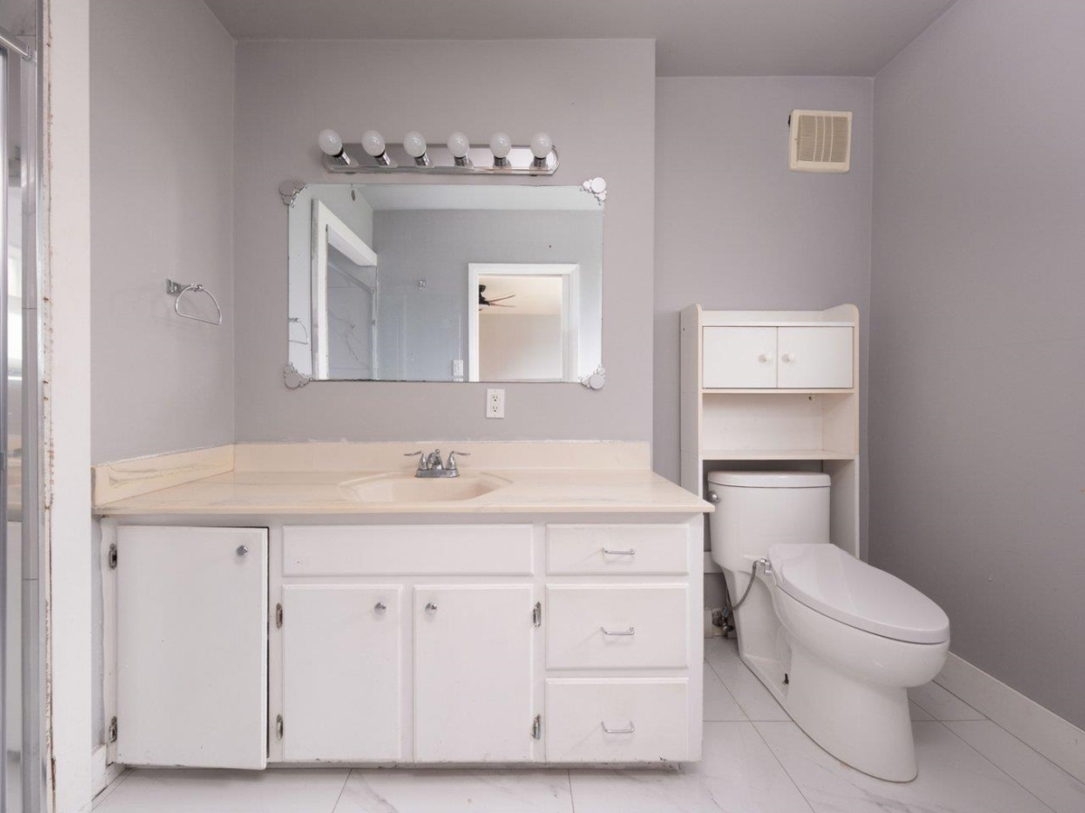 Basement Recreation Room Photo of 5247 10a Avenue, Delta, BC