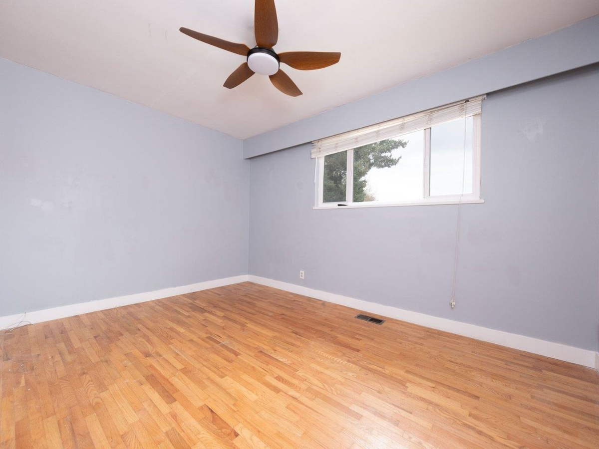 Bedroom 3 Photo of 5247 10a Avenue, Delta, BC
