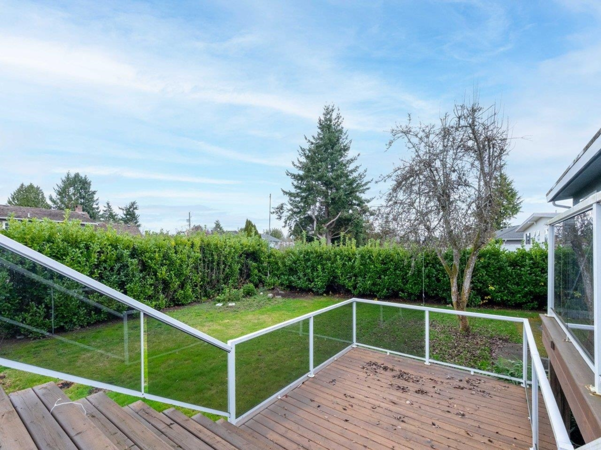 Hot Tub / Spa Photo of 5247 10a Avenue, Delta, BC