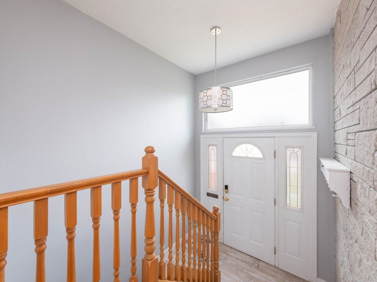 Laundry Room Photo of 5247 10a Avenue, Delta, BC