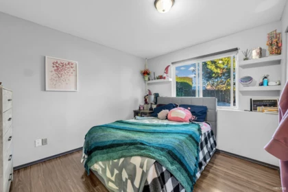 Swimming Pool Photo of 2731 Daybreak Avenue, Coquitlam, BC