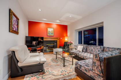 Breakfast Nook Photo of 2768 Southcrest Drive, Burnaby, BC