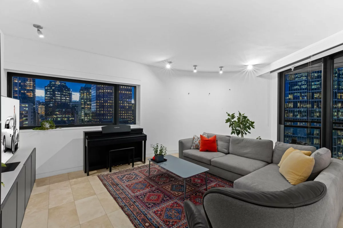 Breakfast Nook Photo of 1807 838 W Hastings Street, Vancouver, BC