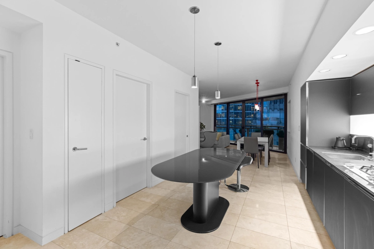 Guest Bathroom Photo of 1807 838 W Hastings Street, Vancouver, BC