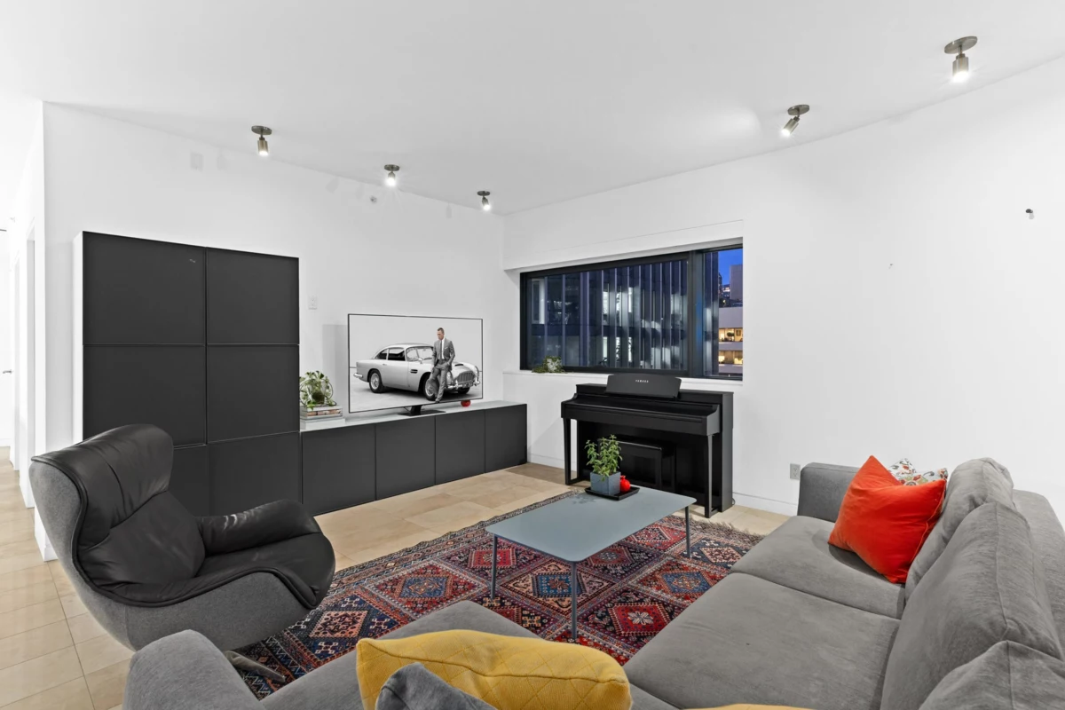 Primary Bathroom Photo of 1807 838 W Hastings Street, Vancouver, BC