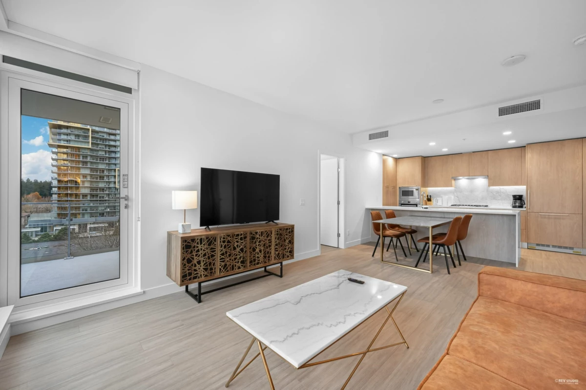 Family Room Photo of 703 6398 Silver Avenue, Burnaby, BC