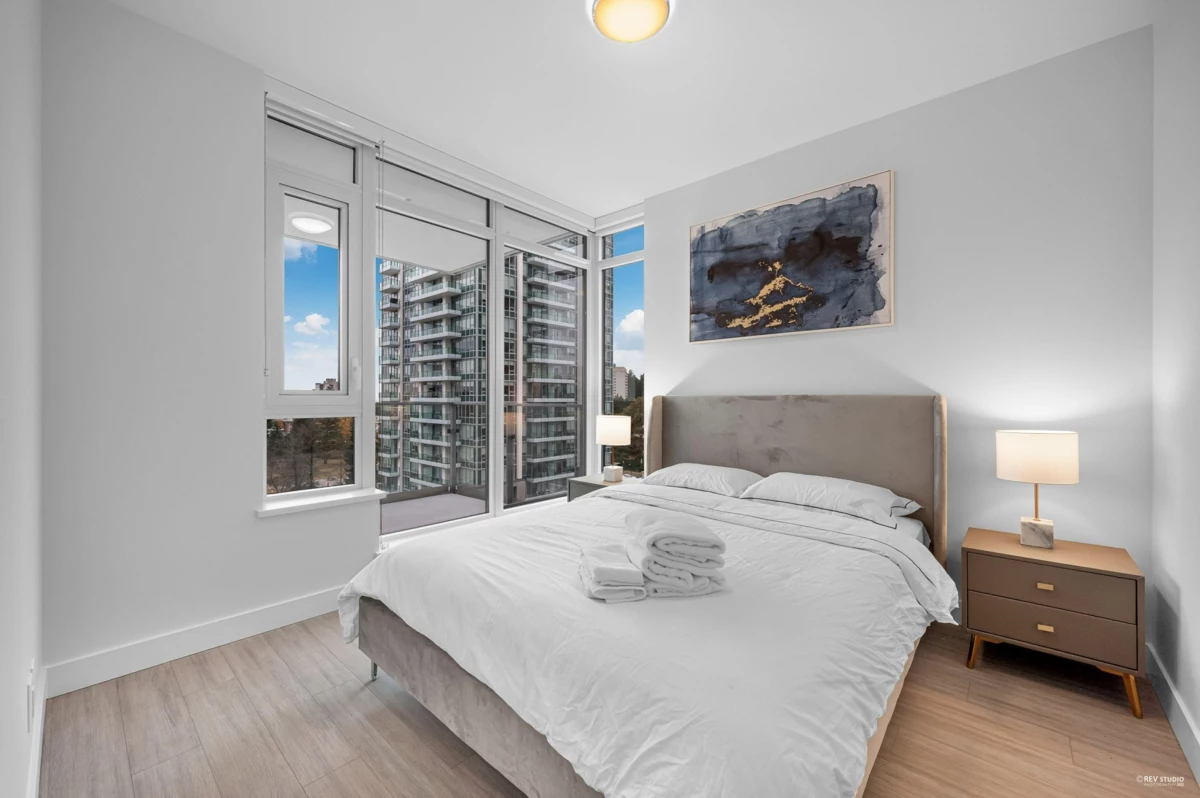 Guest Bathroom Photo of 703 6398 Silver Avenue, Burnaby, BC