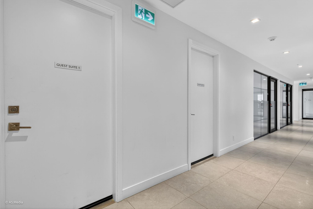 Entry Foyer Photo of 2603 6511 Sussex Avenue, Burnaby, BC