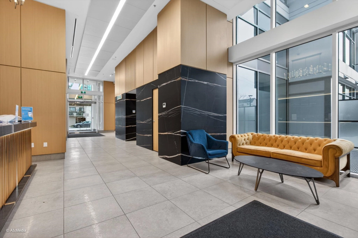 Kitchen Photo of 2603 6511 Sussex Avenue, Burnaby, BC