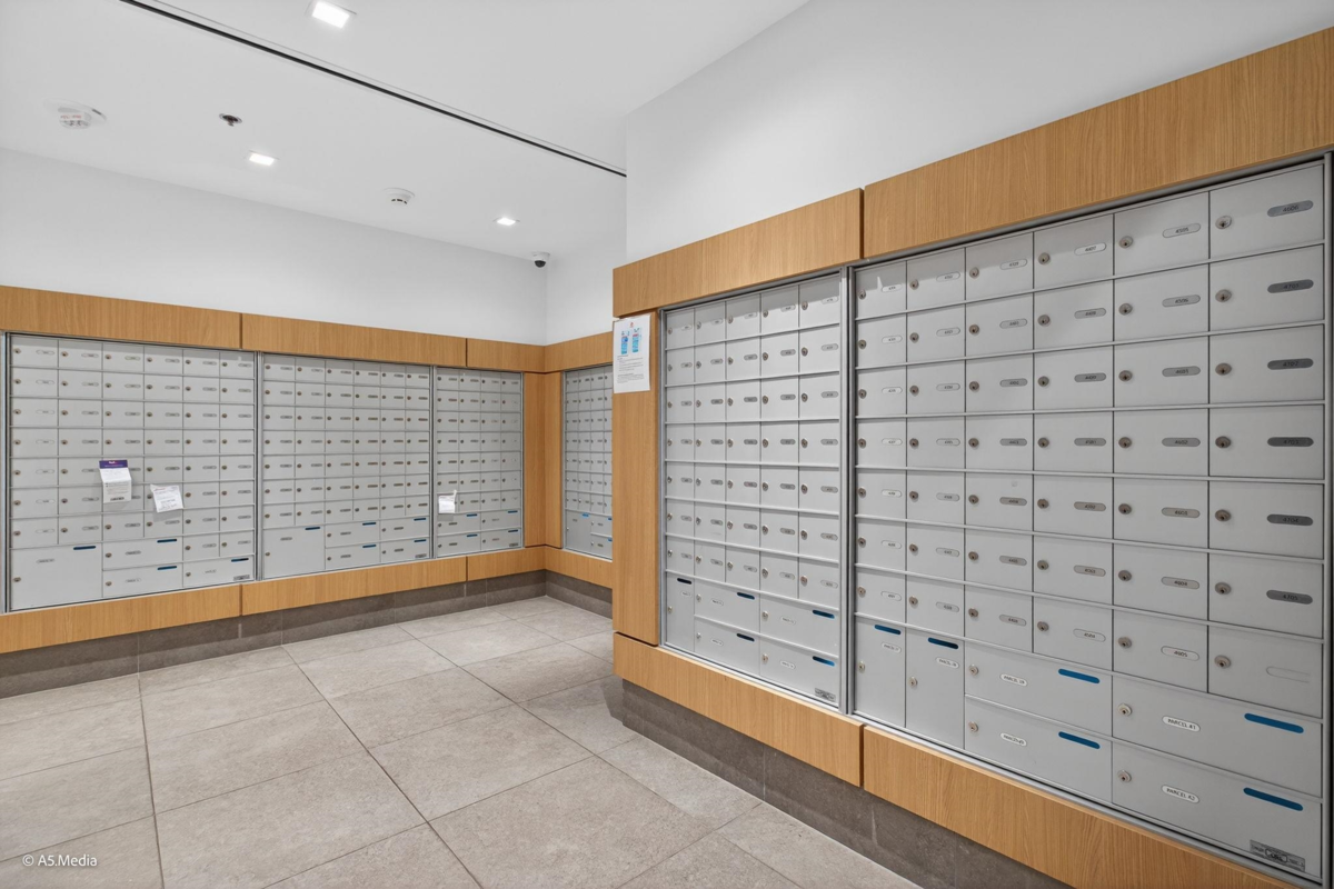 Neighborhood Park Photo Near 2603 6511 Sussex Avenue, Burnaby, BC