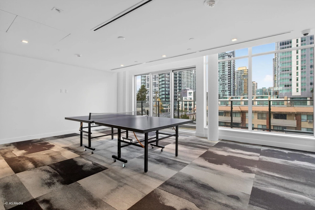 Staircase Photo of 2603 6511 Sussex Avenue, Burnaby, BC