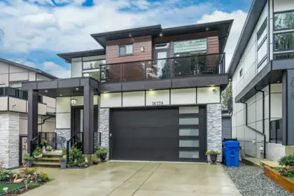 36739 Dianne Brook Avenue, Abbotsford, BC, Abbotsford — Single Family Residence for sale