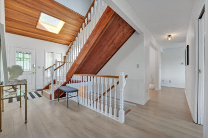 5504 Derby Road, Sechelt, BC, Sechelt — Single Family Residence for sale