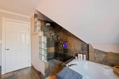 Entry Foyer Photo of 21469 126 Avenue, Maple Ridge, BC