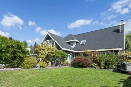 21469 126 Avenue, Maple Ridge, BC, West Central — 6 bed single family residence for sale