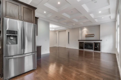 Basement Recreation Room Photo of 17349 1 Avenue, Surrey, BC