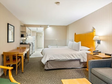 215 4319 Main Street, Whistler, BC, Whistler — Apartment/Condo for sale