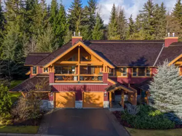 4813 Casabella Crescent, Whistler, BC, Whistler — Townhouse for sale