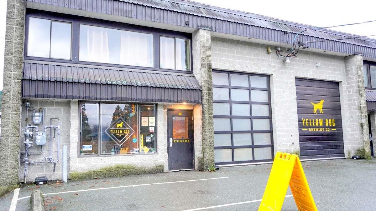 Entry Foyer Photo of 316 3038 St George Street, Port Moody, BC