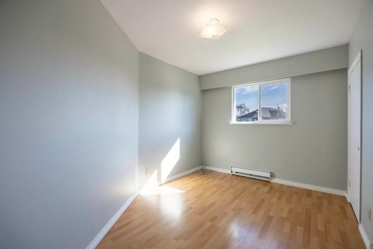 Guest Bathroom Photo of 11493 Seabrook Crescent, Richmond, BC