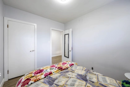 Guest Bathroom Photo of 11181 90 Avenue, Delta, BC